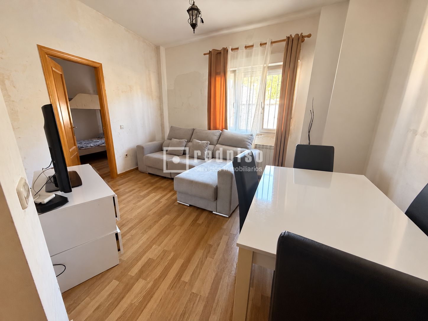 Piso en venta  Valdenoches, Guadalajara  1/1