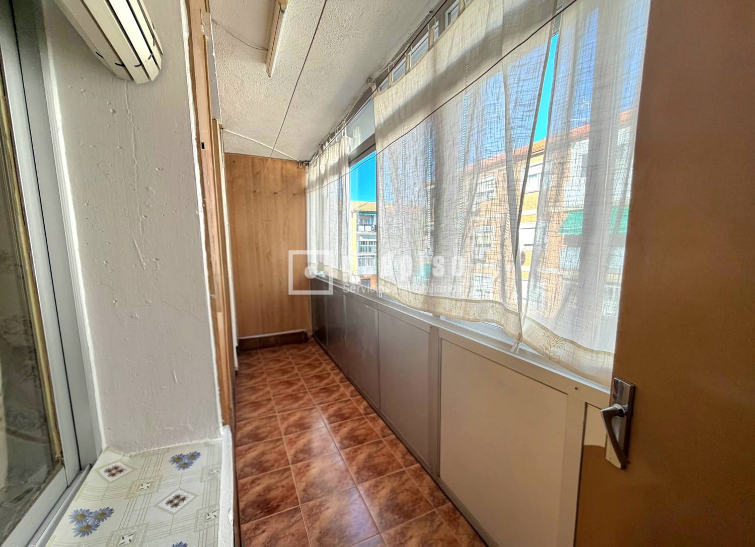 Piso en venta en calle El Bierzo, Alcalá De Henares, Madrid 9/15
