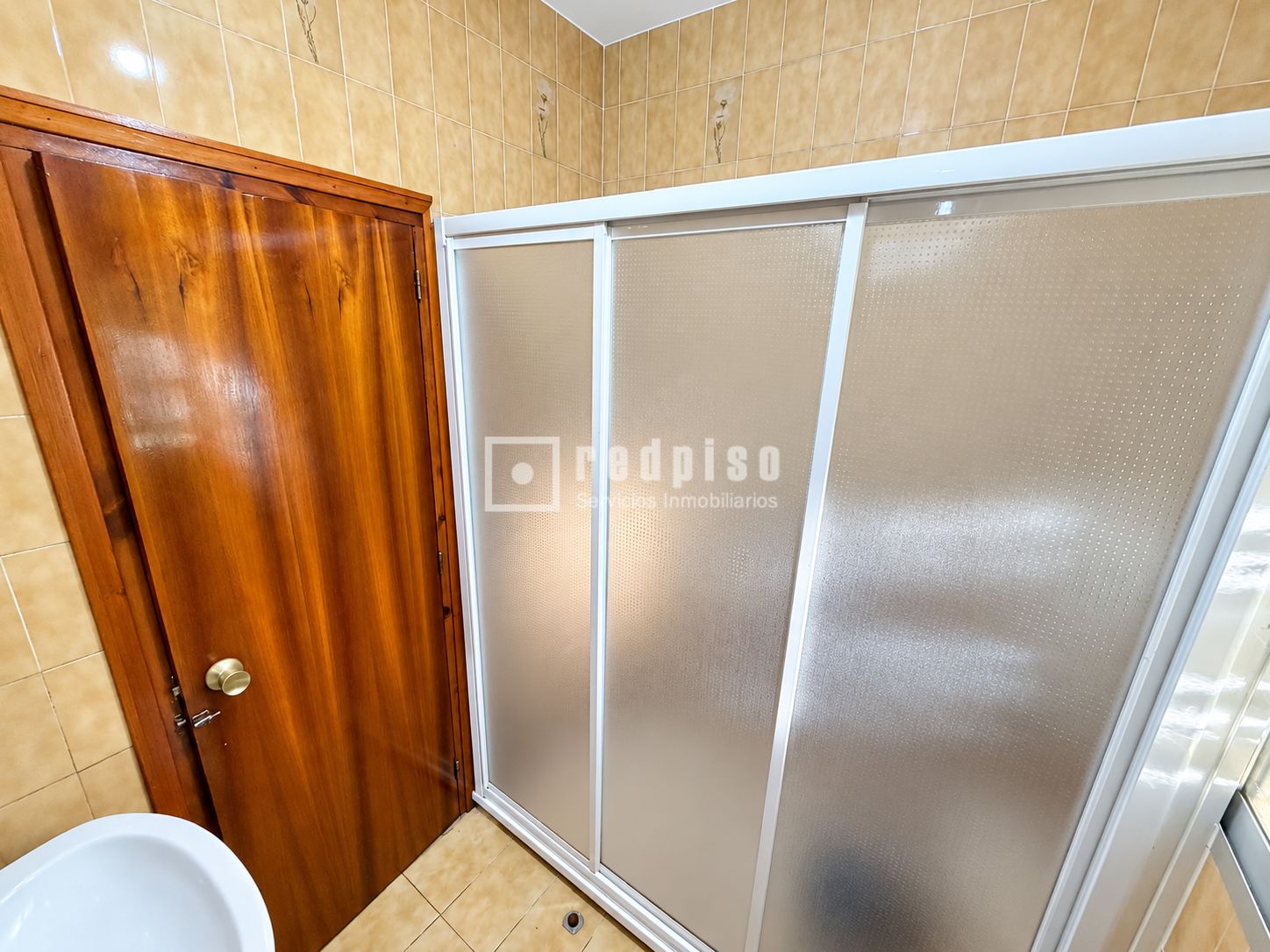 Casa en venta en  Alovera, Guadalajara  11/18