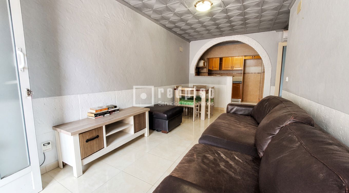 Casa en venta en calle Del Pino, Torrevieja, Alicante 11/27