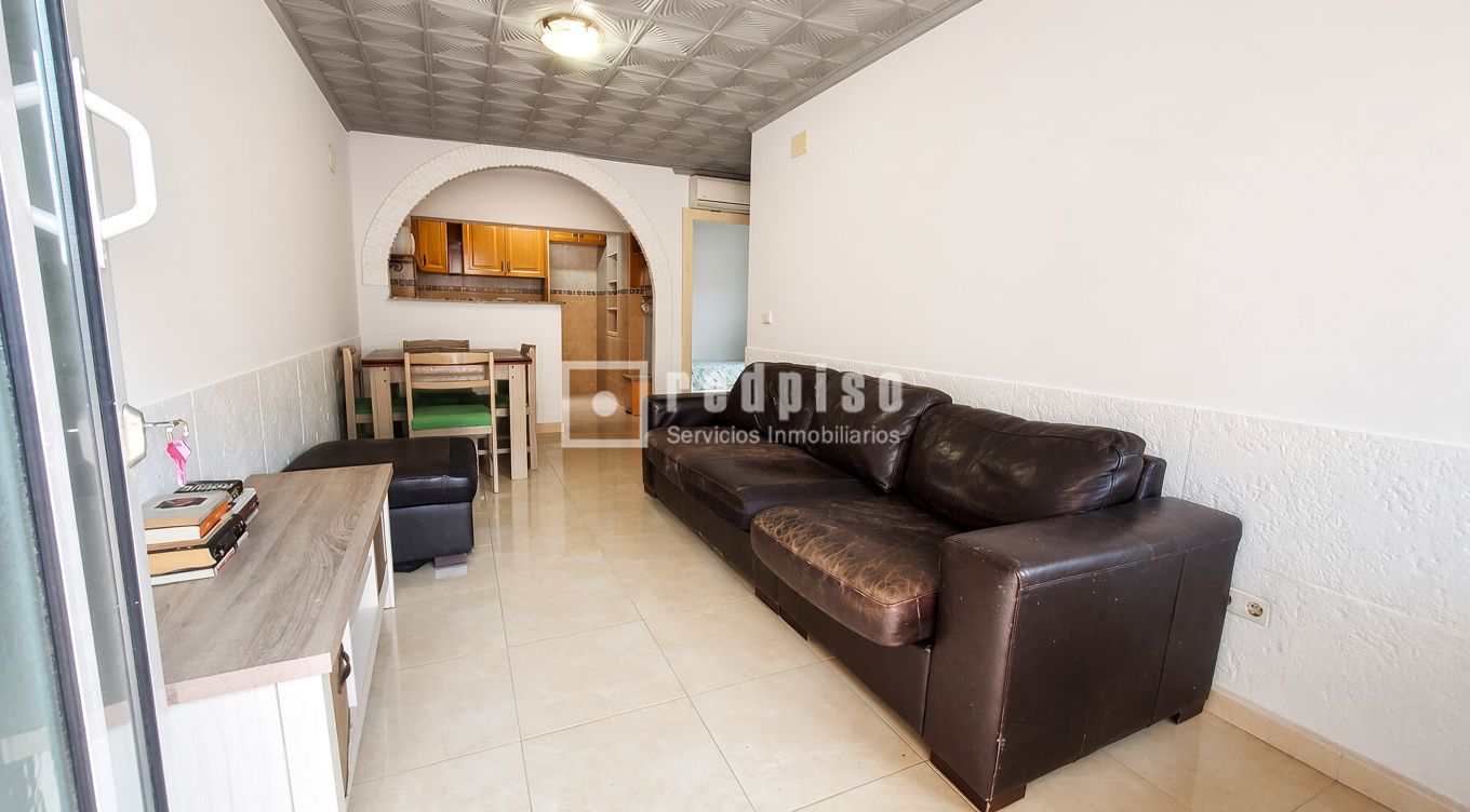 Casa en venta en calle Del Pino, Torrevieja, Alicante 8/27