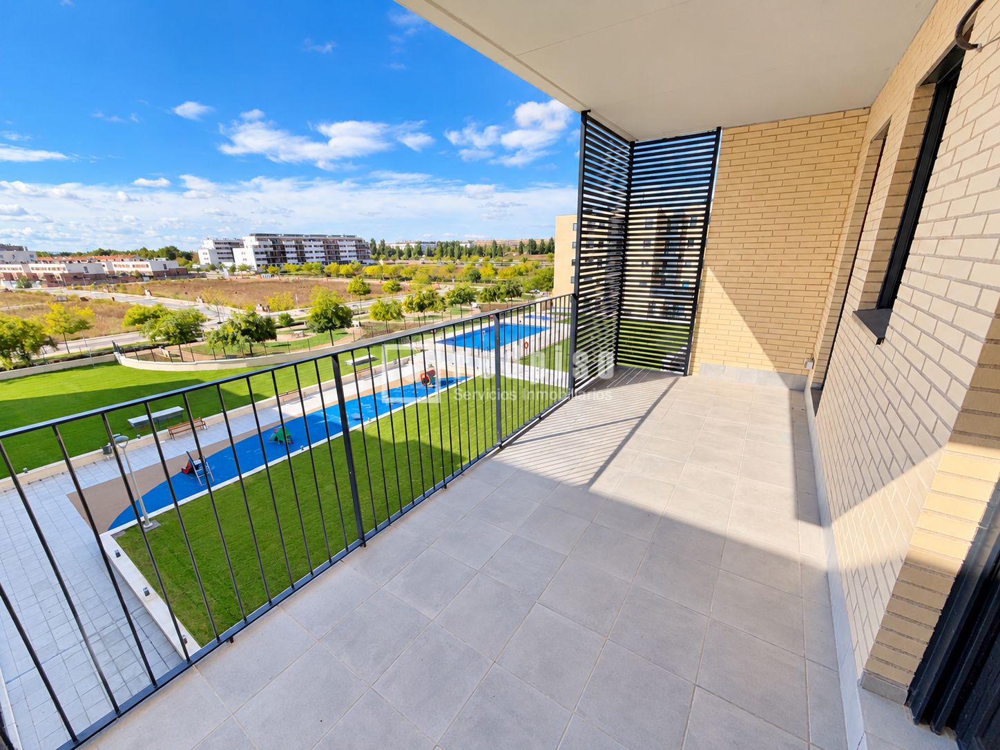 Piso en venta en  Alovera, Guadalajara  11/38