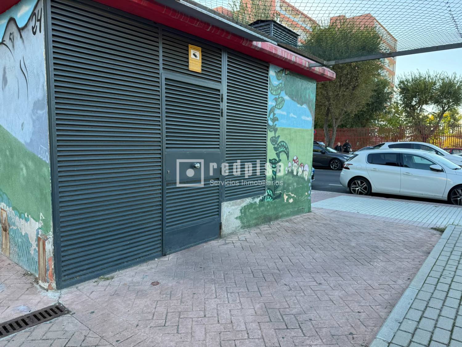 Garaje en venta en calle De Galicia, Fuenlabrada, Madrid 4/8