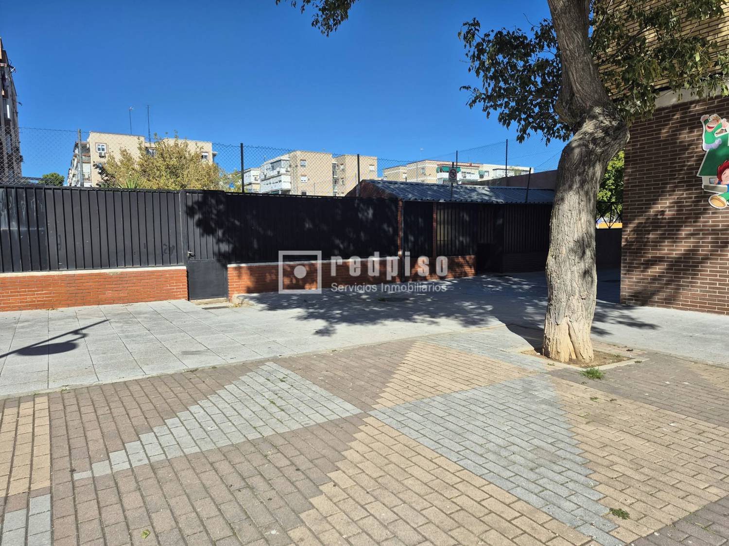 Garaje en venta en  Parla, Madrid  9/10