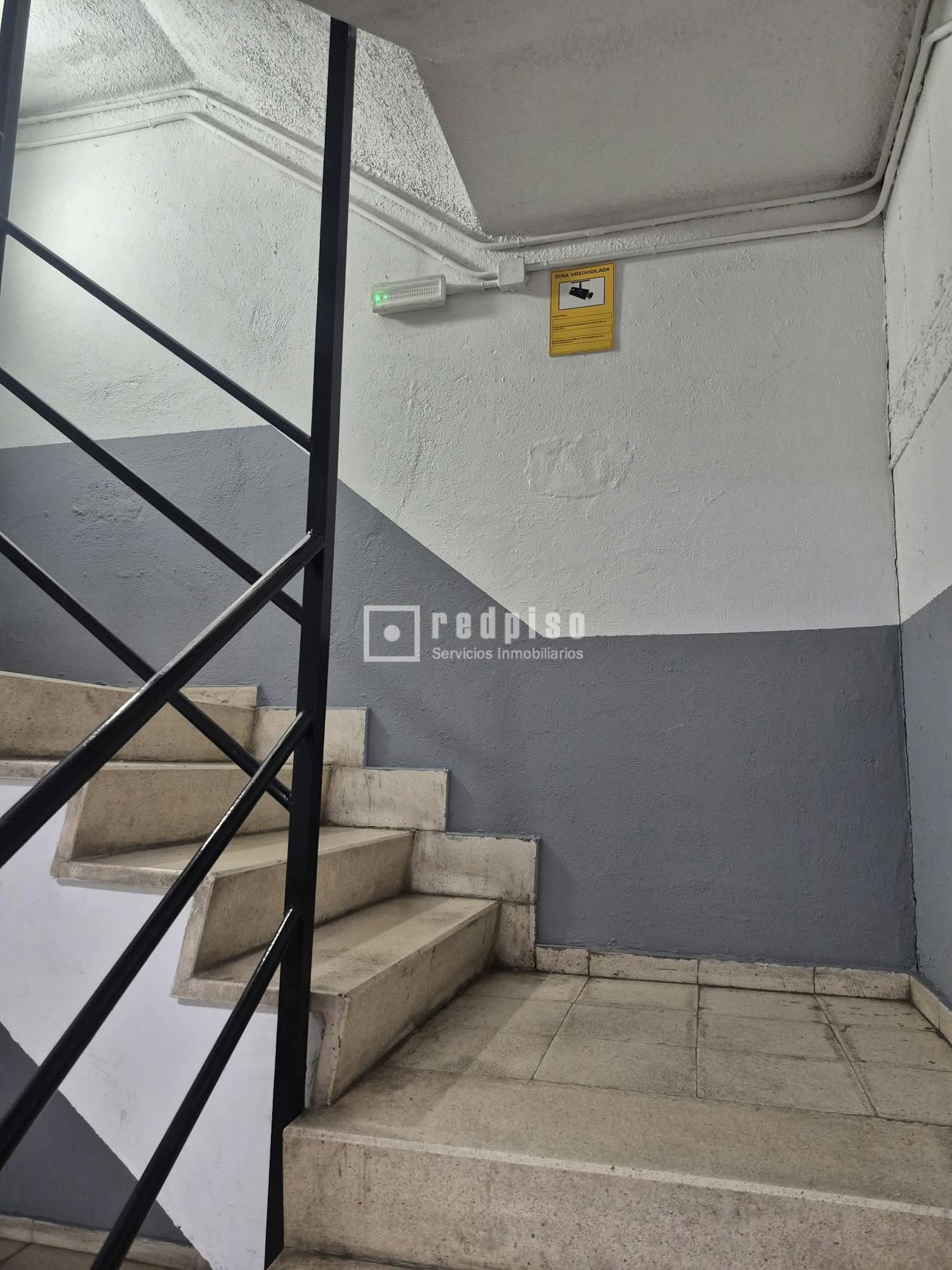 Garaje en venta en  Parla, Madrid  3/10