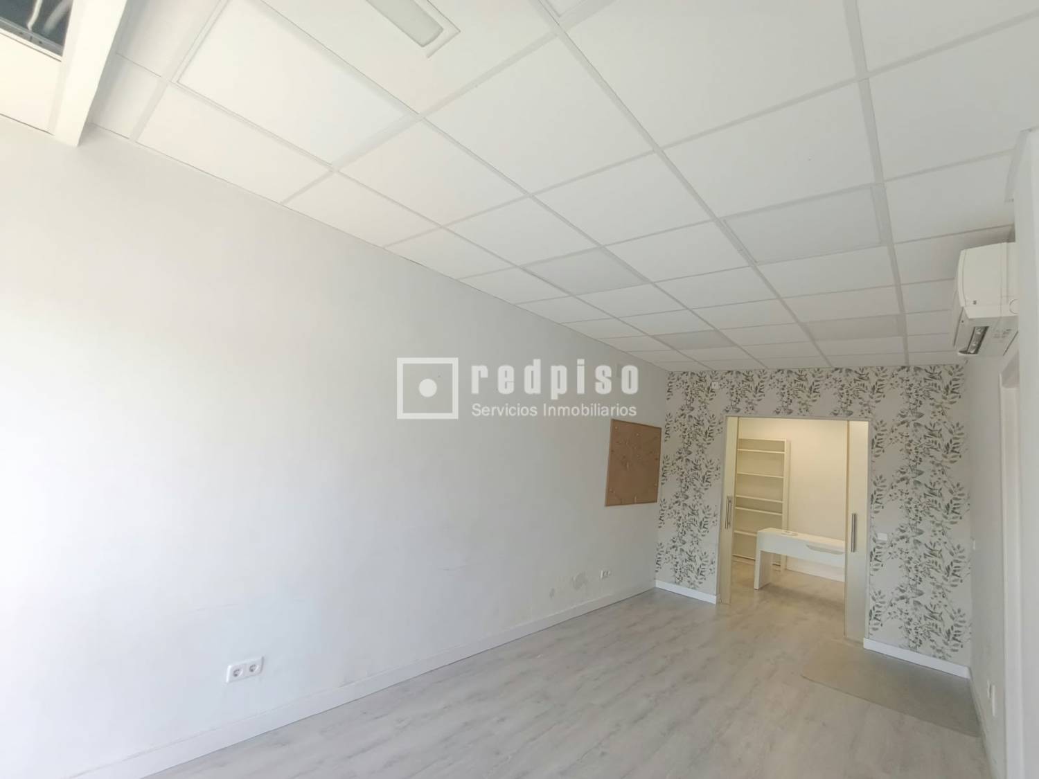 Local en venta en  Valdemoro, Madrid  11/21
