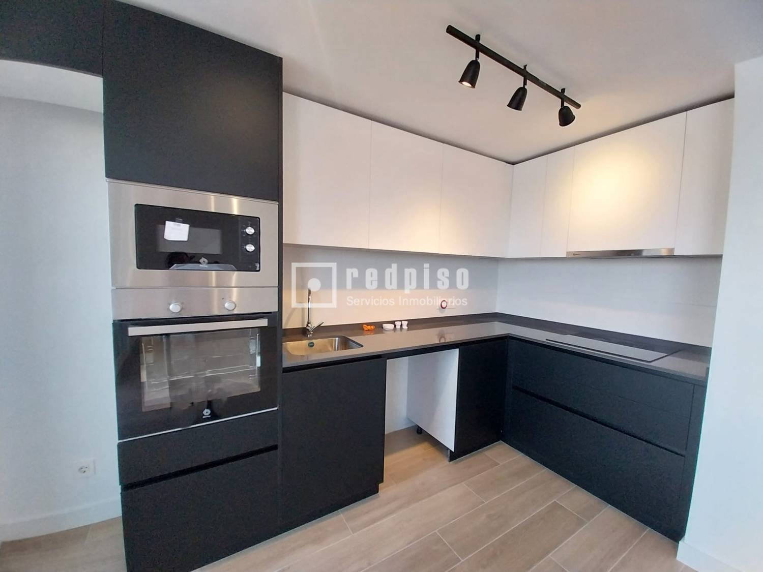 Piso en alquiler en  Rivas-Vaciamadrid, Madrid  9/21