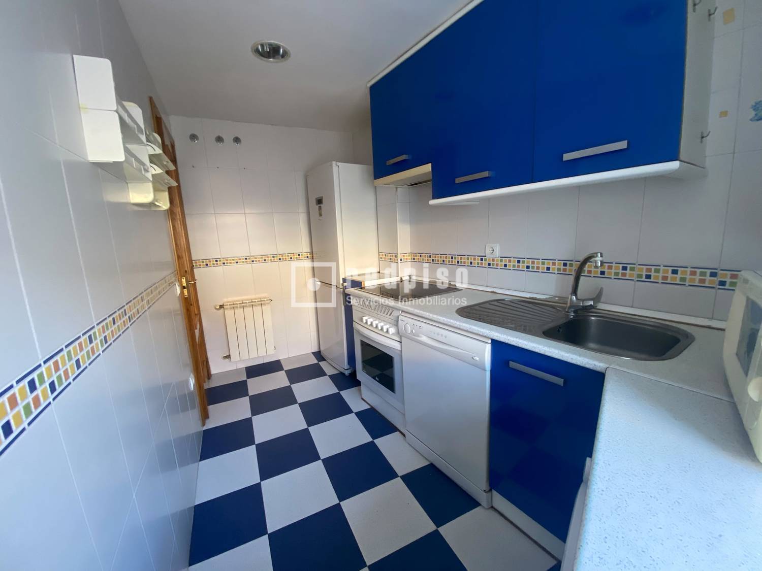 Piso en venta en  Navalcarnero, Madrid  7/21