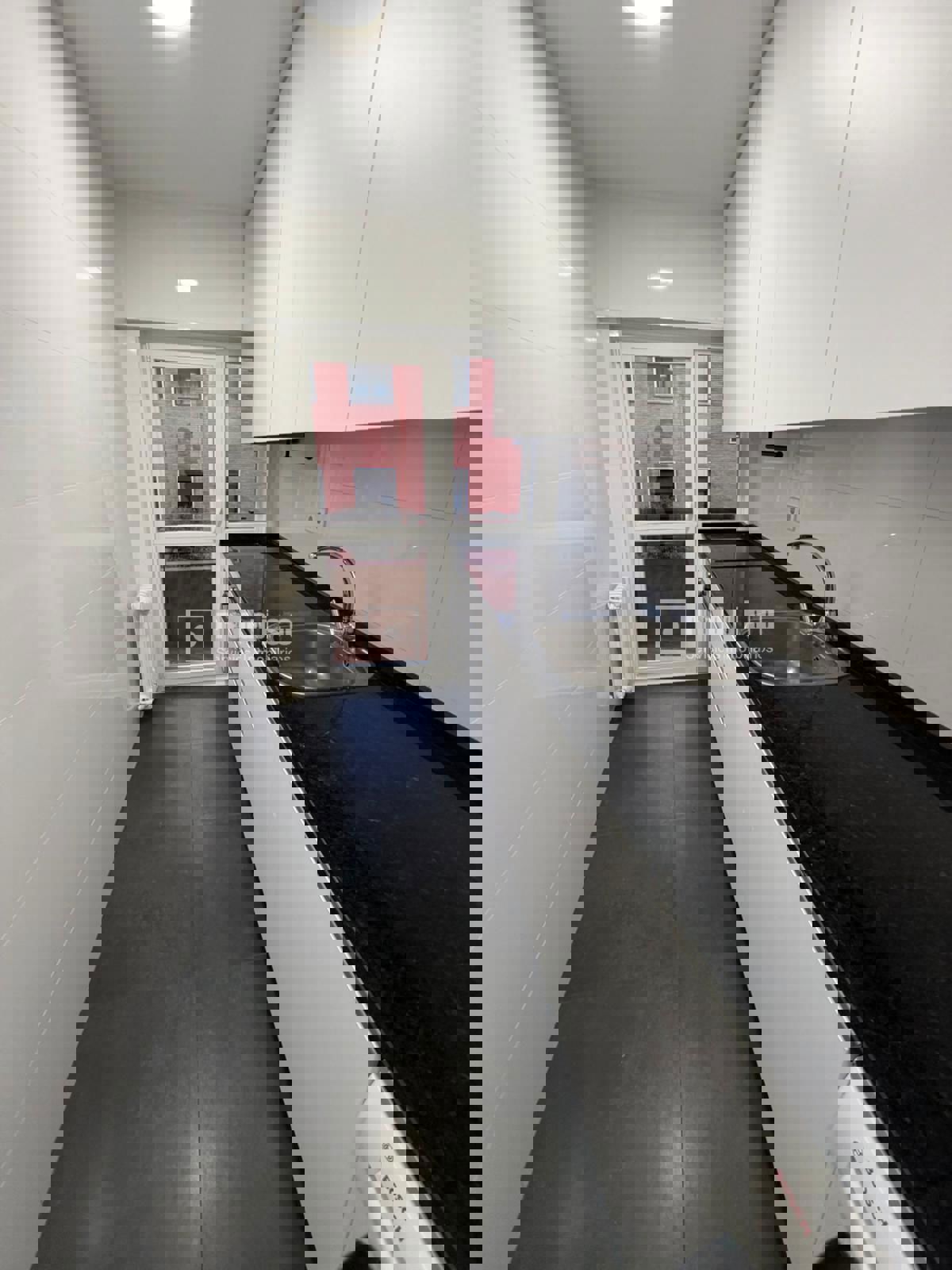 Piso en alquiler en calle De Martínez Izquierdo, Madrid, Madrid 13/18